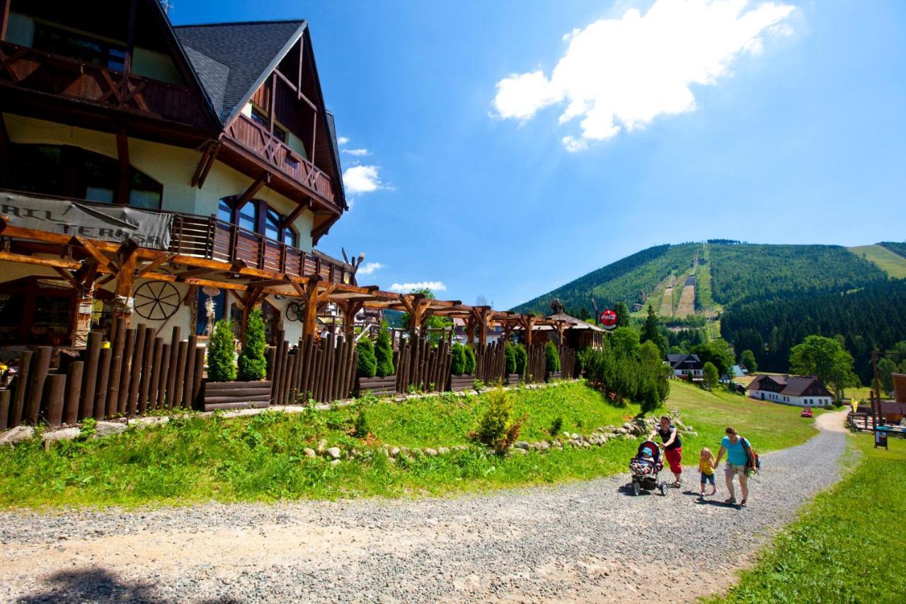 Penzion Rotunda Harrachov Bagian luar foto